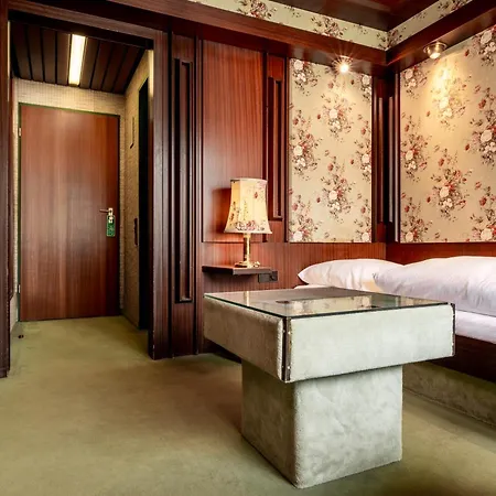 Spahr Hotel 3*